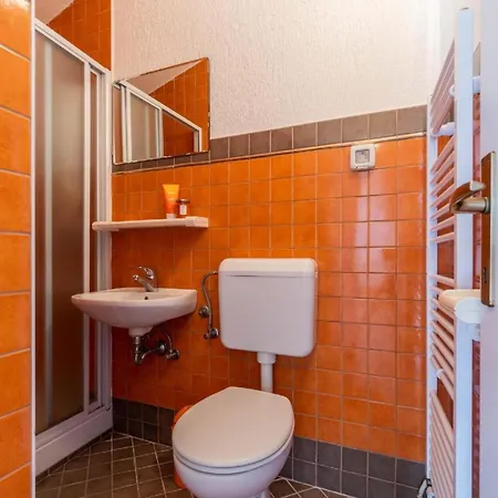 Fuer 4 Personen Ca 36 Qm In Krnica, Istrien Bucht Von Rasa Krnica