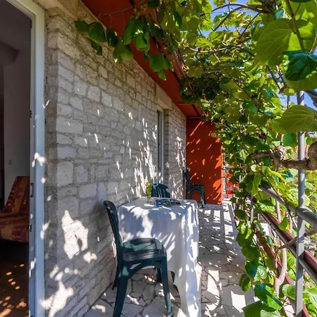 Fuer 4 Personen Ca 36 Qm In Krnica, Istrien Bucht Von Rasa Apartment